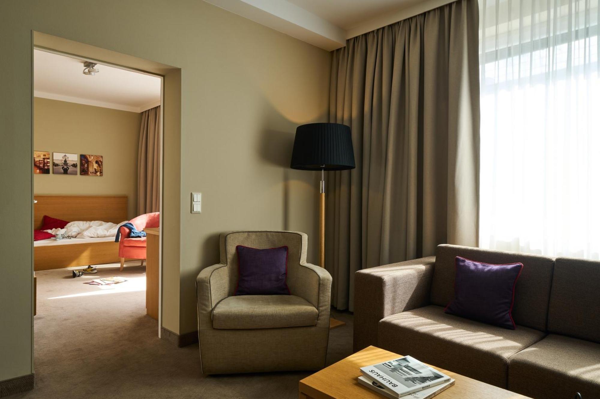 Henriette Stadthotel Hotel 4*