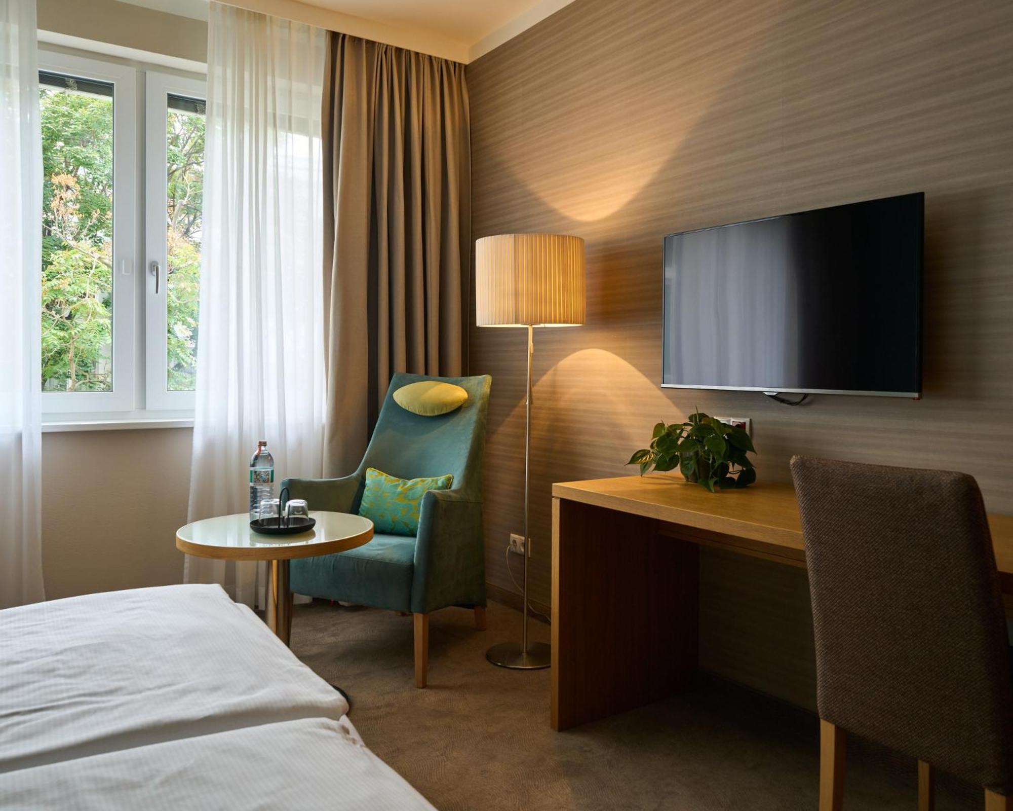 Henriette Stadthotel Ex Capri 4* Wien