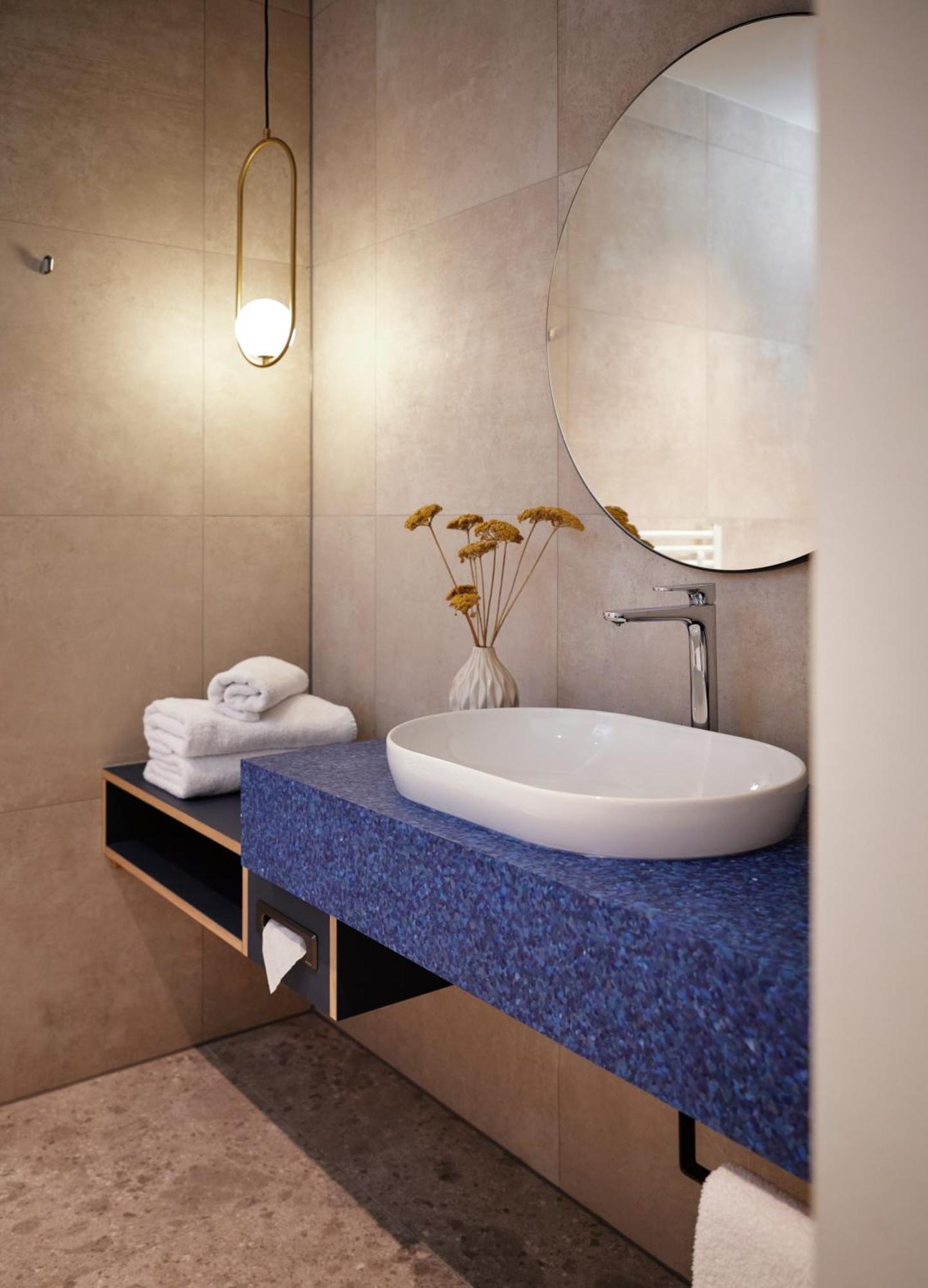 Hotel Henriette Stadthotel Ex Capri 4*